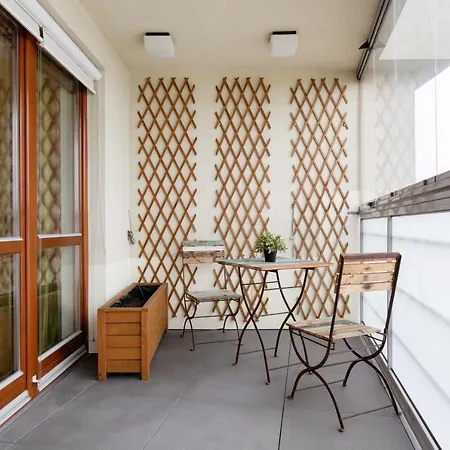 Metro Wierzbno Apartment By Noclegi Renters Warsaw Exterior photo