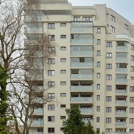 Metro Wierzbno Apartment By Noclegi Renters Warsaw Exterior photo