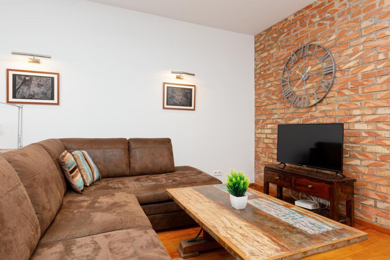 Metro Wierzbno By Renters Apartment Warsaw