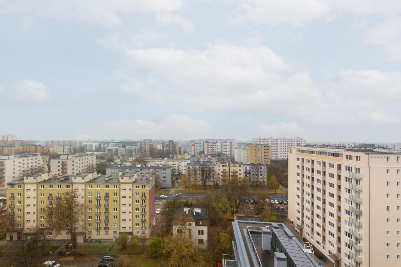 Metro Wierzbno By Renters *