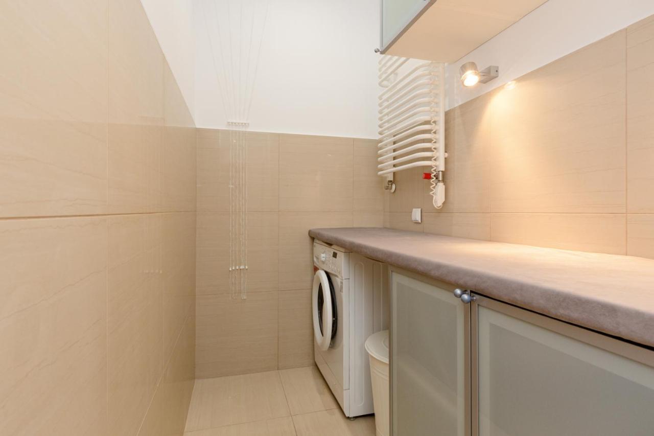 Metro Wierzbno By Renters Apartament Warszawa